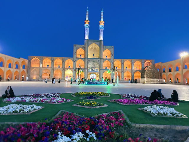 🕌 Amir Chakhmaq Complex – Yazd, Iran