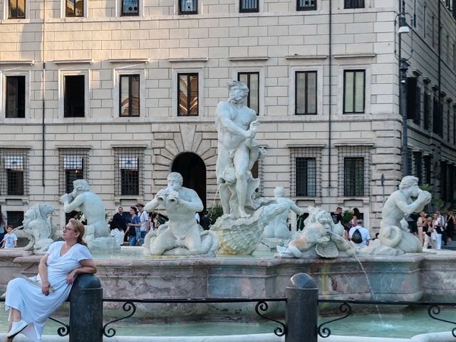 Piazza Navona: Rome's Art Sanctuary Piazza Navona: Rome's Art Sanctuary