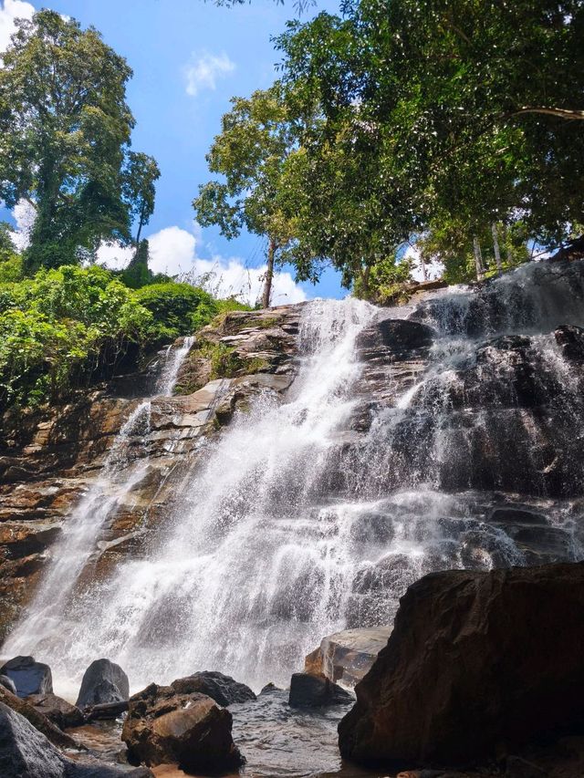 น้ำตกตาดหมอก (แม่ริม เชียงใหม่) 🏞️