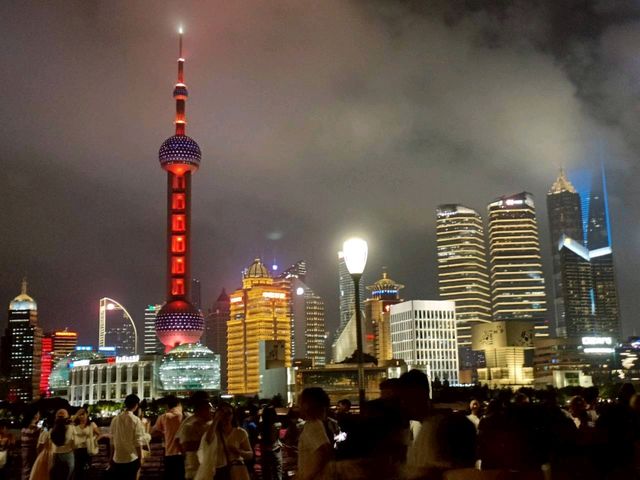 夜色中的東方明珠塔 夜色中的東方明珠塔
