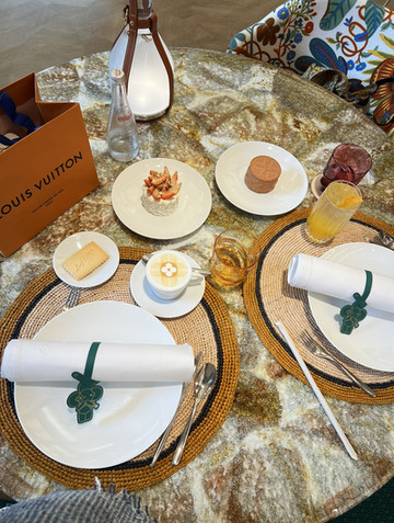 LV The Place Bangkok - Le Café Louis Vuittonのおすすめガイド2026年