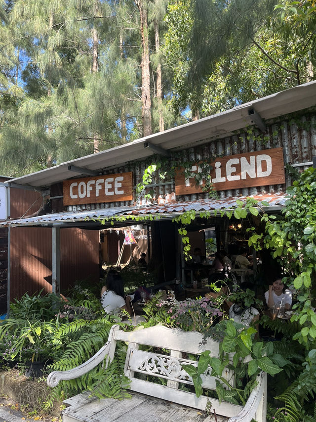 🌿 Lan Ve La Phuket — คาเฟ่ในสวนบรรยากาศดีสุด ๆ 🍃