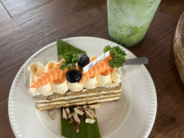 🌿✨ รีวิว หลงป่า คาเฟ่ อุดรธานี 