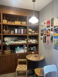 ☕🌸 รีวิว Little Forest Coffee & Flowers — คาเฟ่เล็