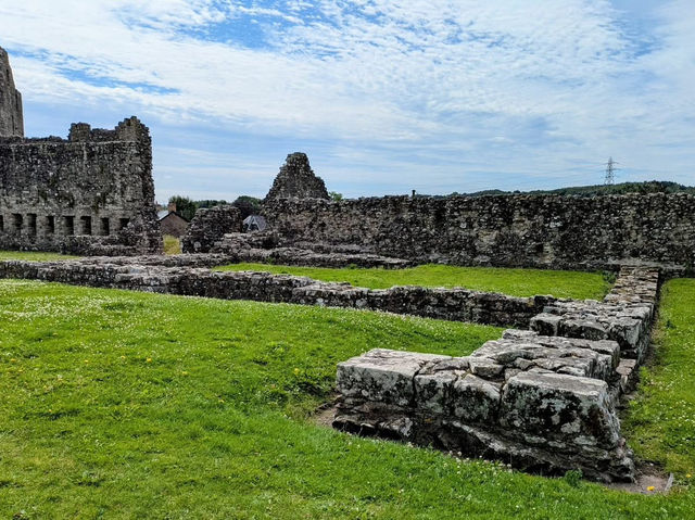 Stone and Silence: A Solo Wander Through Coity Castle