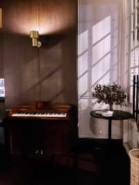 The Roots Bistronomy at Kuching Old Court: Sip, Chill & Unwind in Style