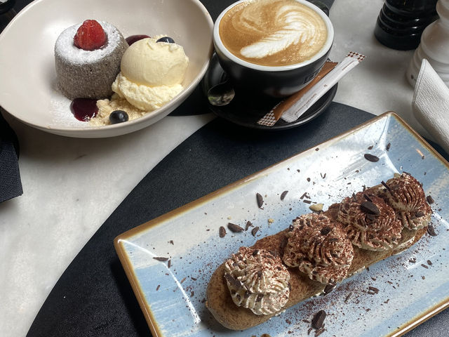 🏰🌸 Bucharest bites 😋 — The Surprising Soul of Romania 🏰🌸 Bucharest bites 😋 — The Surprising Soul of Romania