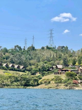 A Peaceful Jewel Shared by Two Nations