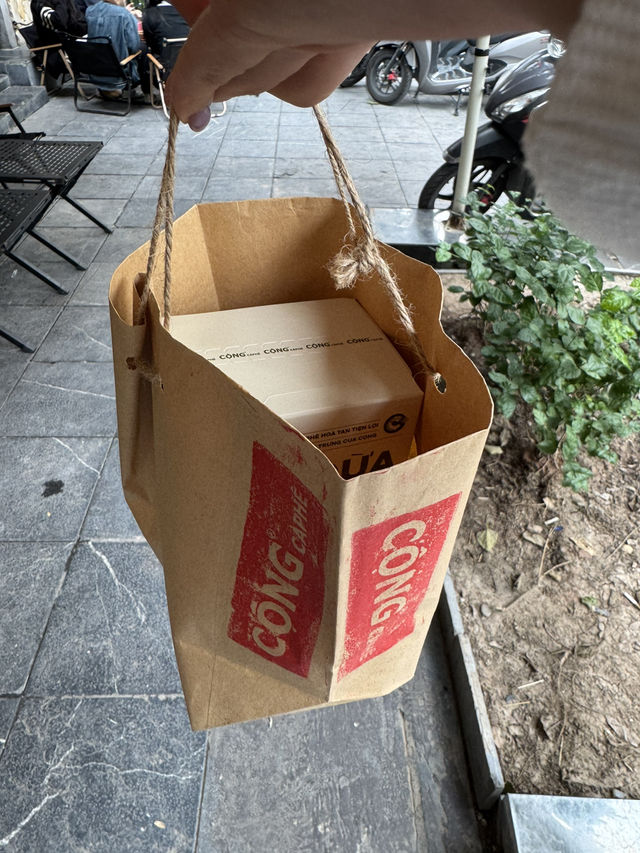 【ハノイ/グルメ】大人気コンカフェでココナッツココア🤎 【ハノイ/グルメ】大人気コンカフェでココナッツココア🤎