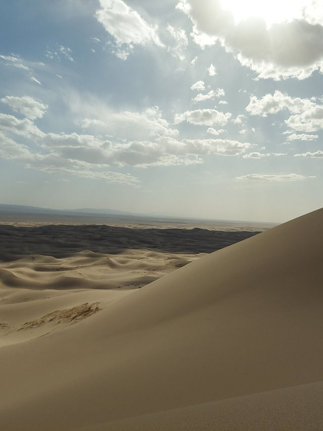 Khongoryn Els - Stunning and Unforgettable