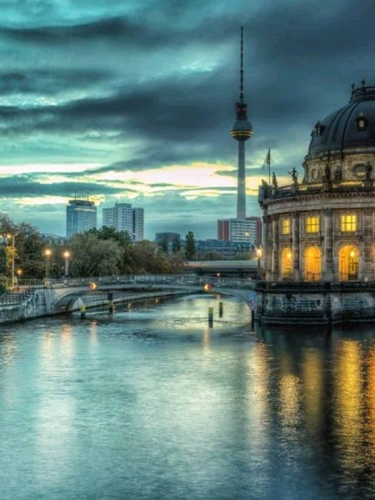 Sunny Berlin Magic🌞 Germany 🕊️