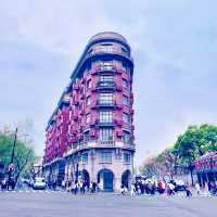 📸上海武康大樓｜走進復古電影場景的高級街拍之旅！✨