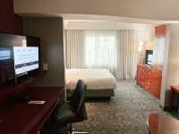 【オレンジカウンティ】広々快適！Courtyard Santa Ana宿泊記＆トレジョ散策🍊 評価: ⭐⭐⭐⭐⭐ 