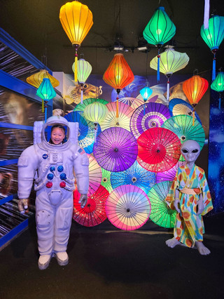 [Osaka] Space travel inside an amusement park?? 🚀🧑‍🚀 Immersive aquarium 🪼