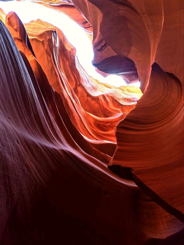 Lower Antelope Canyon