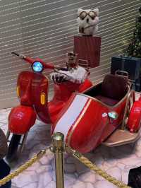 Noëlia at LANDMARK: Christmas village & wishing lake in Central