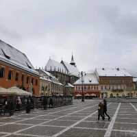 🏰✨ Explore the Magic of Brasov's Council Square! 🌆🌟


