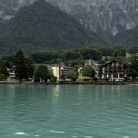 Lake Brienz – Switzerland’s most idyllic lake!