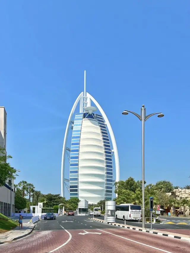 Shopping in Dubai 🛍️