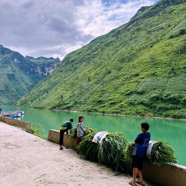 Ha Giang Loop