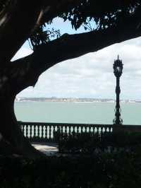 Sunset Over the Ocean: A Serene Evening in Cadiz