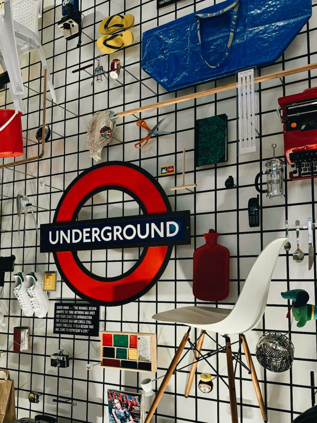 London Calling: Icons, History & Heartwarming Moments