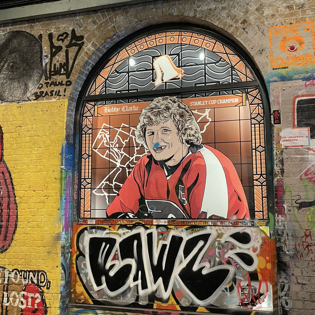 London🇬🇧Vibrant Vibes and Urban Art: Exploring Waterloo’s Graffiti Tunnel🎨 