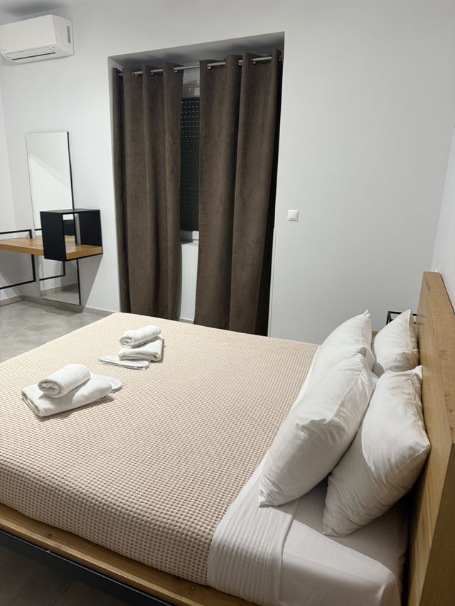 Clean, Cozy & Convenient — Ideal for a Short Stay at Athens! 