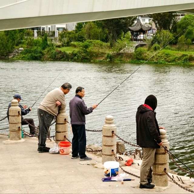 Casting Calm – Fishing by the Riverside in Yushan County 🎣🌅