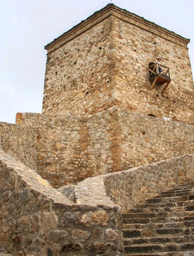 Momčilov Grad: The Legend and Fortress of Pirot