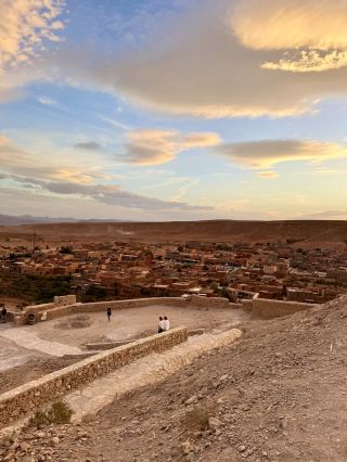 穿越世紀的漫步