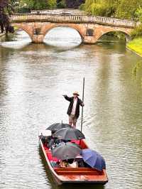 DISCOVERING CAMBRIDGE : From Historic Spires to Spicy Bites.