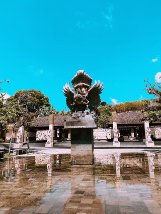Transformasi Berkelanjutan di Bali: Wisata Bermakna, Pulang Membawa Kedamaian
