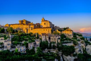 Gordes… one of the most beautiful stone villages on a hillside in France 🇫🇷