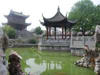 米公祠，原名寶晉齋，位於無為市無城鎮西北隅，為北宋著名書畫家米芾任無為知軍時所建