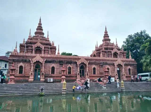 Xishuangbanna, a very photogenic Dai water town!