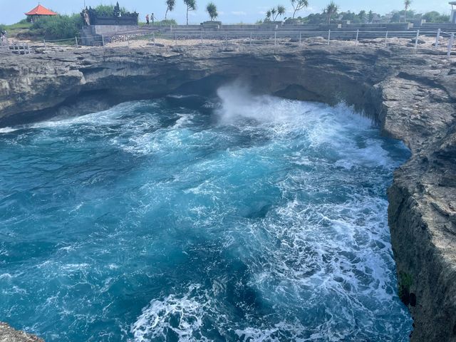 「上帝的眼淚」巴里島藍夢島