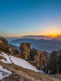 🌟 Shimla's Serene Escape: Luxe Comfort & Scenic Views 🌲