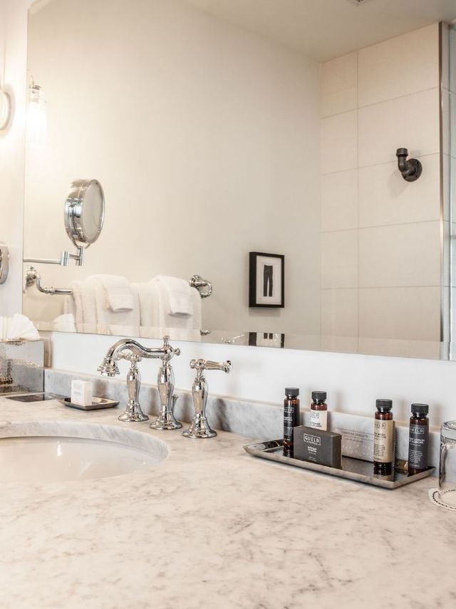 🔥 Unwind in Style at Indy's Ironworks Hotel 🛠️🛏️