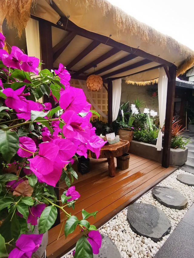 麗江花園民宿