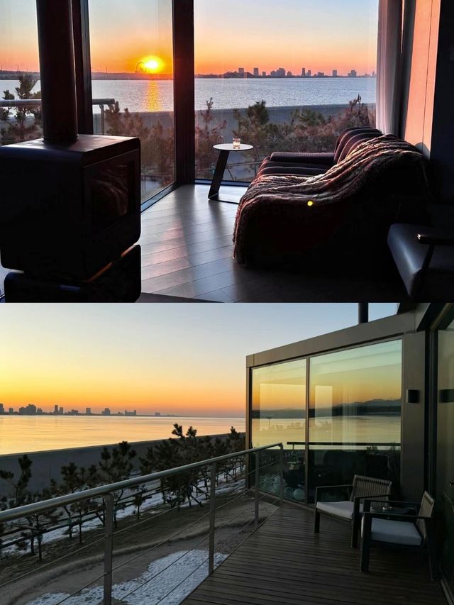 我暫且稱它為秦皇島日落民宿怎麼樣。 我暫且稱它為秦皇島日落民宿怎麼樣。