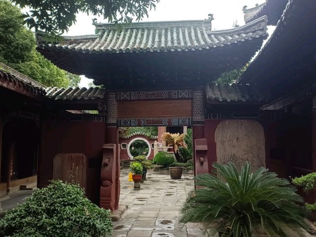 Zhang Huanhou Ancestral Hall: Curious Architecture Findings