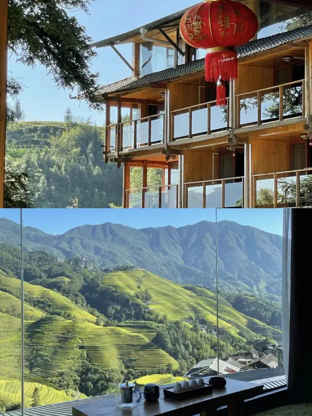Guilin Longji Rice Terraces! Floor-to-ceiling windows with a view. 