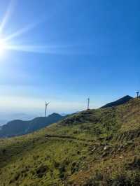 《廣西小眾露營地——北流四勝頂，邂逅自然之美》。