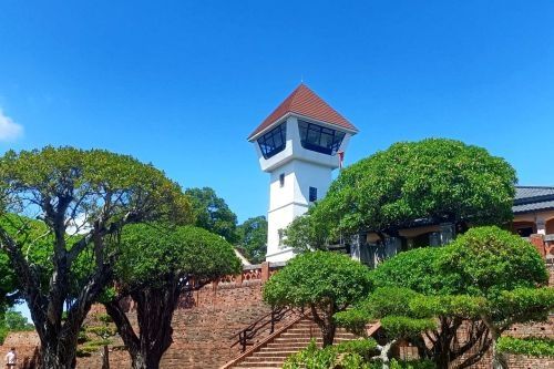 安平之旅：探索絲網之都的魅力。