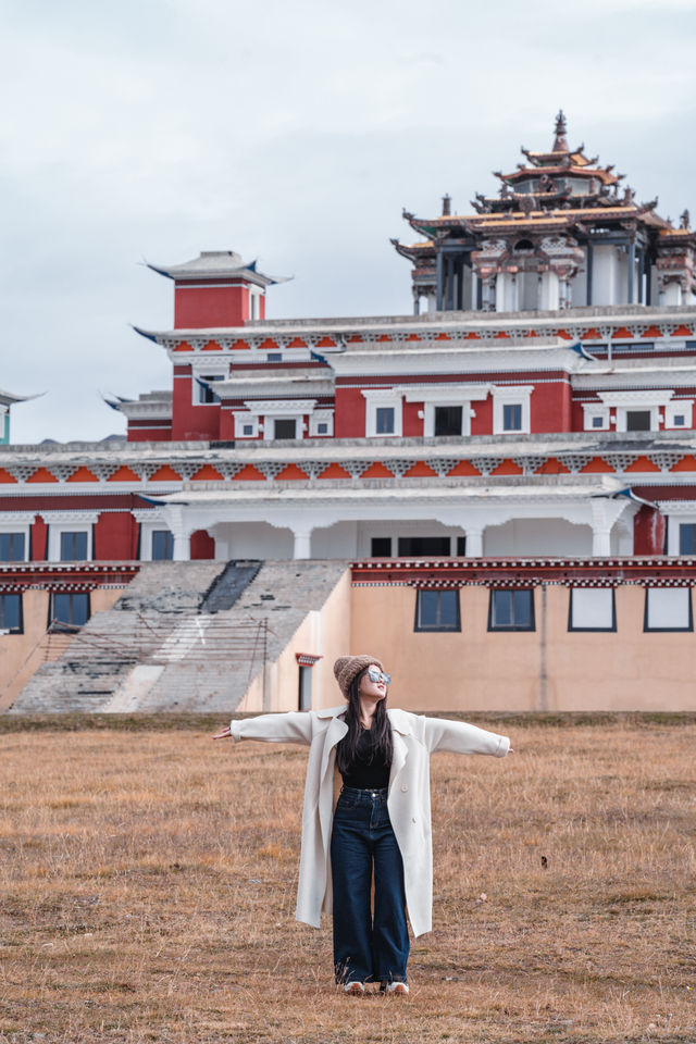 木雅大寺,信仰與美景的邂逅之旅。 木雅大寺,信仰與美景的邂逅之旅。