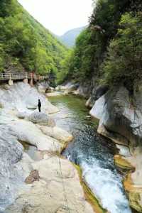 「鄂西北的九寨溝」——五龍河。