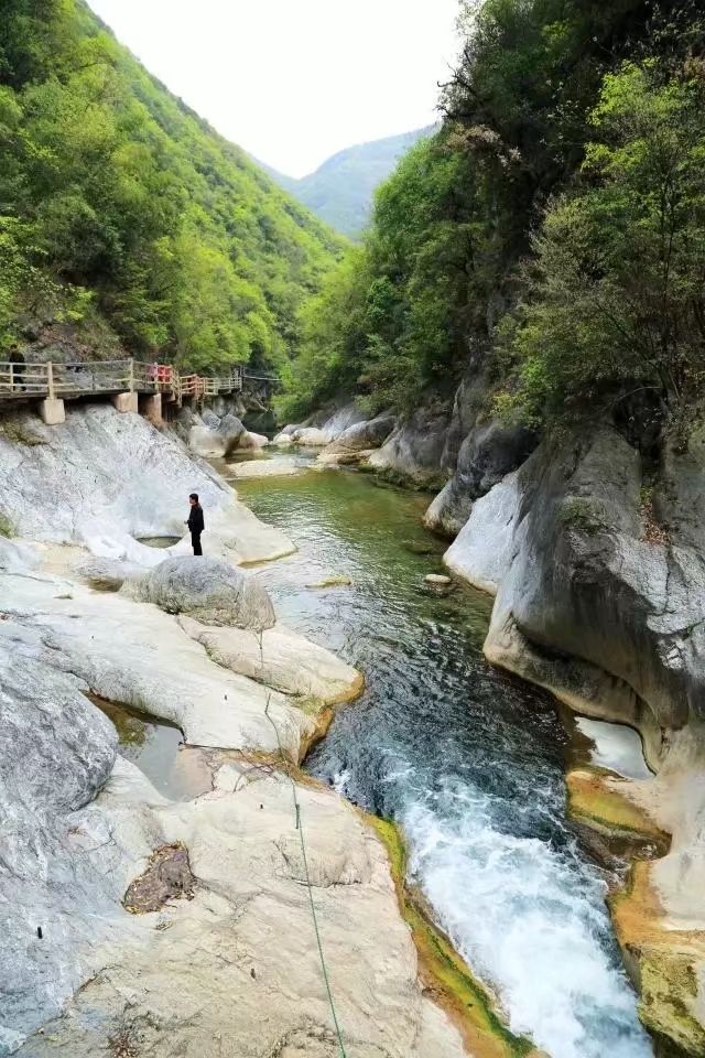 「鄂西北的九寨溝」——五龍河。