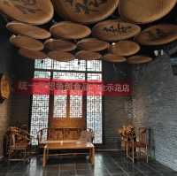 Jun Pottery Appreciation in Ancient Town 