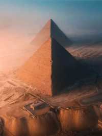 Discover the Great Pyramids of Giza in Egypt
